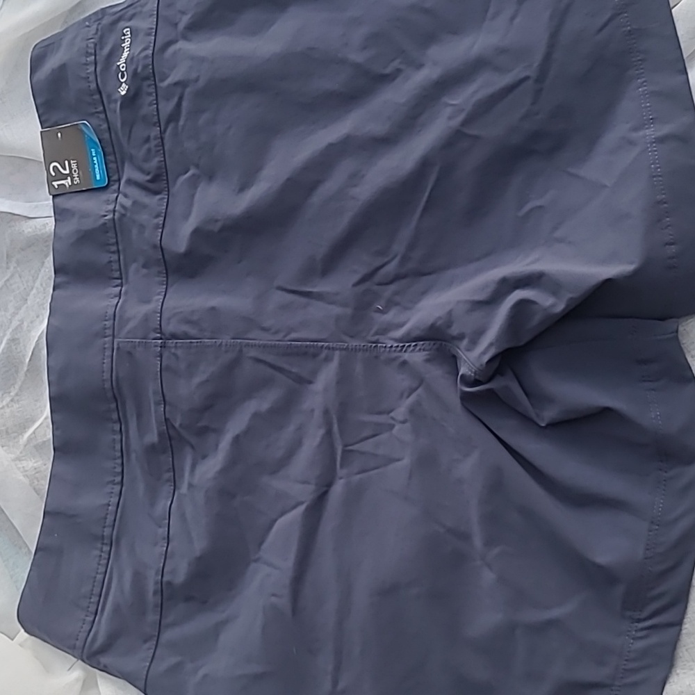 COPY - Columbia Omni Shade Shorts. Size12 - Picture 5 of 6